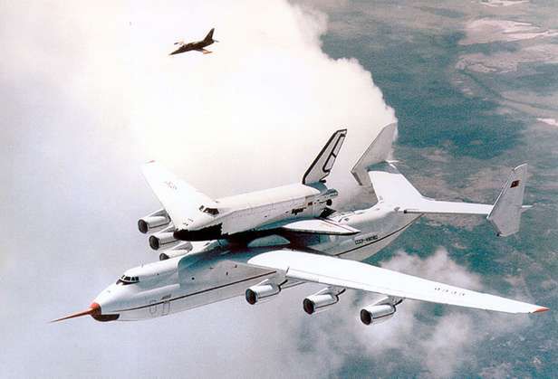 Buran na samolocie An-225 Mrija (Fot. Buran.ru)