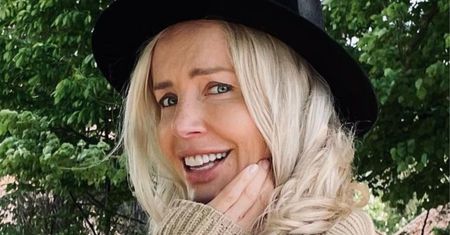 Euro 2020. Agnieszka Woźniak-Starak też oglądała mecz Polska - Słowacja. Jej reakcja jest WYMOWNA... (FOTO)