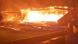 Przerażające obrazki. Pożar na stadionie 9-krotnego mistrza kraju