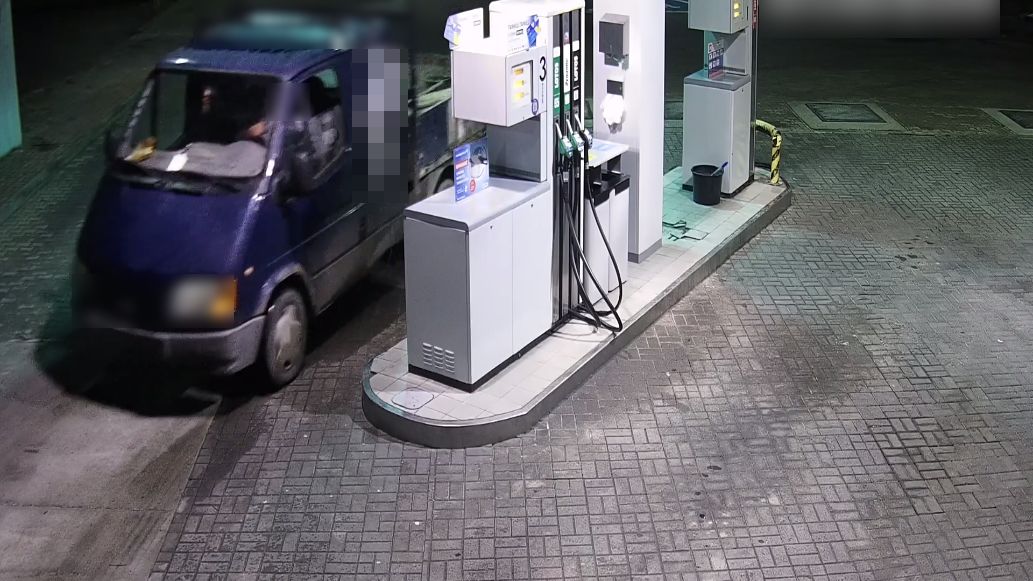 Popełnił błąd już szykując auto na kradzież paliwa