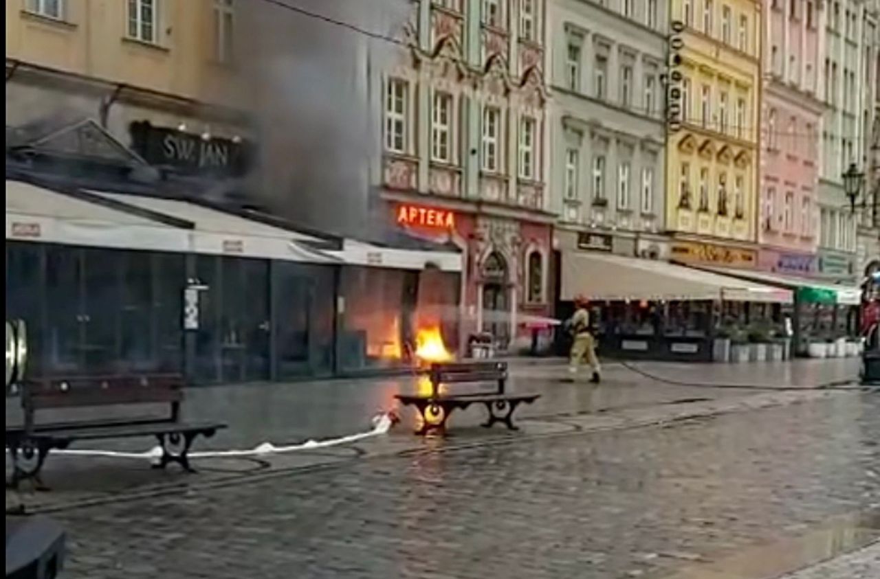 Pożar na wrocławskim Rynku. Eksplodowała butla gazowa