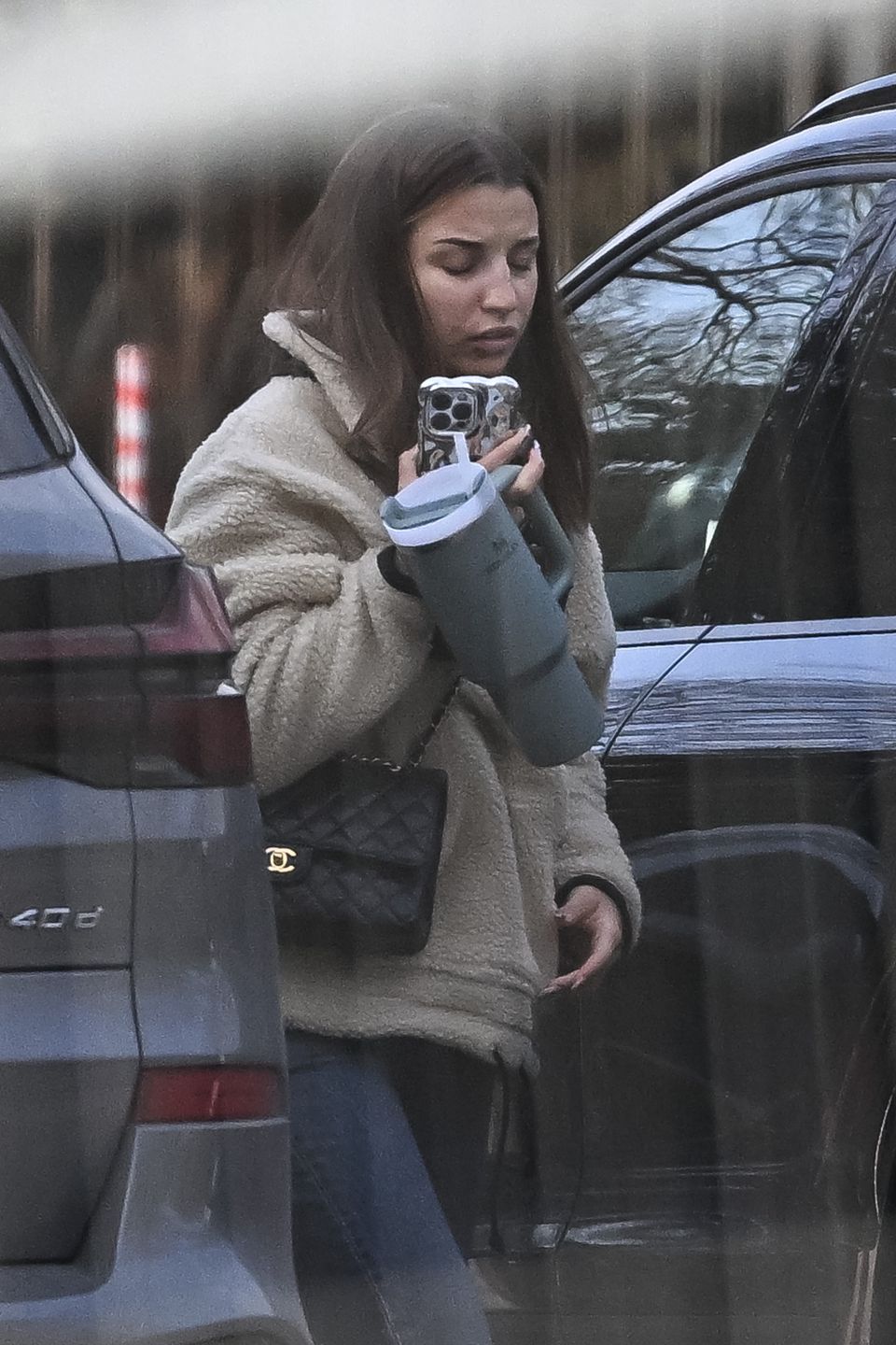 Julia Wieniawa walczy z wiatrem