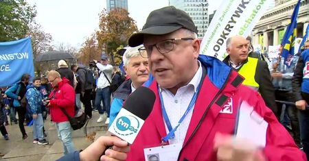 Protest związków zawodowych w centrum Warszawy