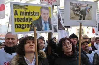 Pikieta związkowców przed Ministerstwem Zdrowia