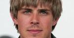 Chris Lowell z czarnoskórą służbą w Missisipi