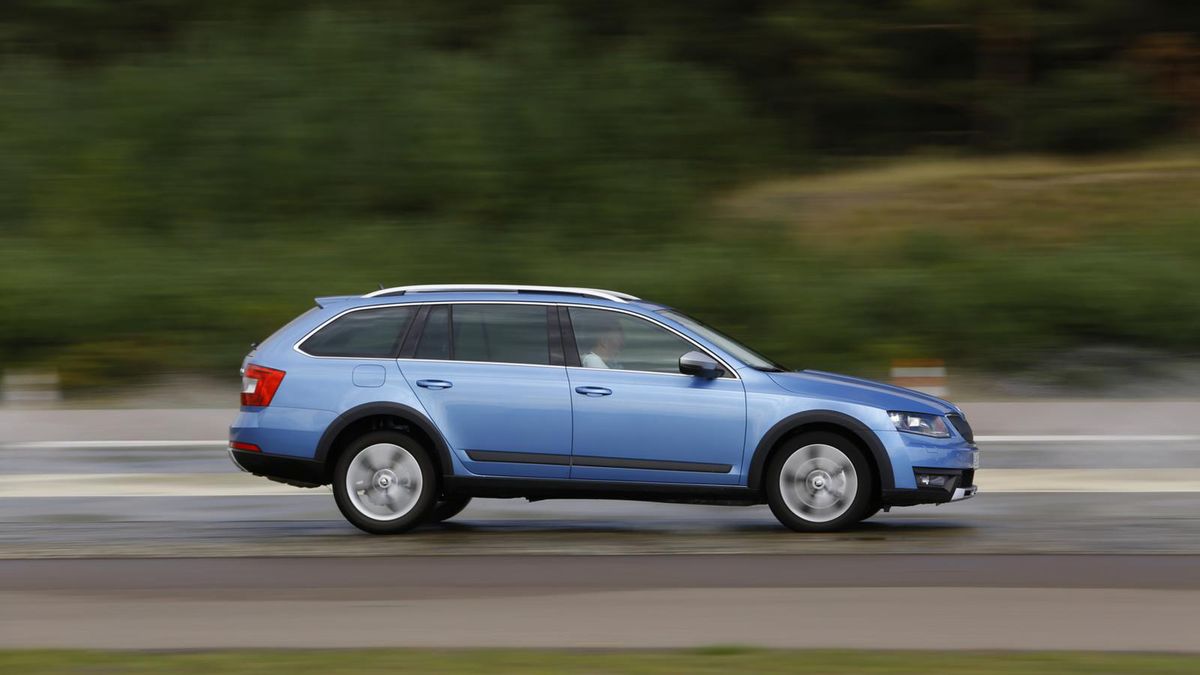 Asystent hamowania BAS przydaje się w awaryjnych sytuacjach