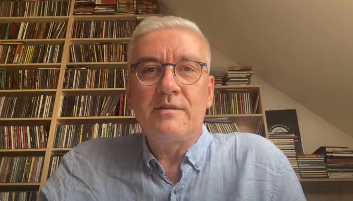 Artur Orzech ze swojego domu będzie komentował Eurowizję 2021