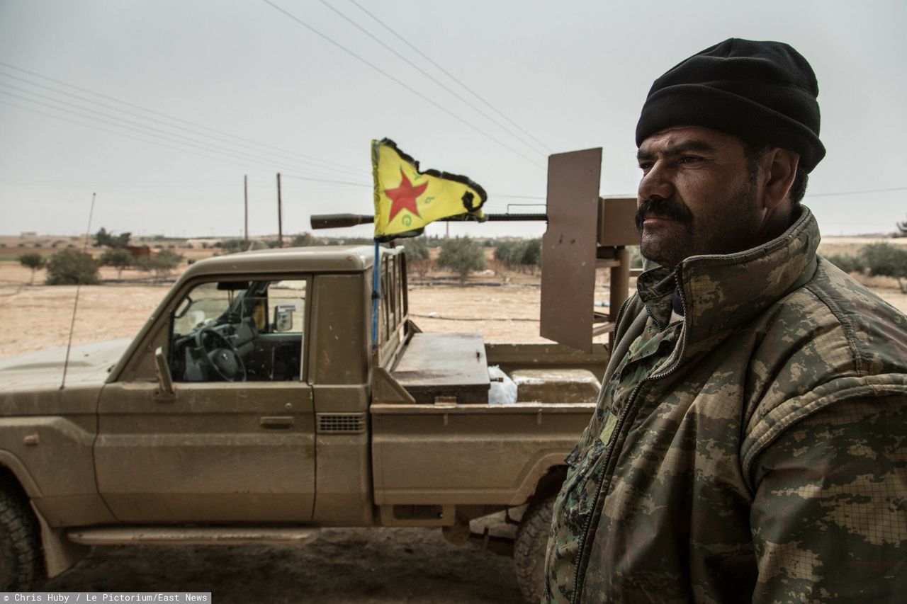 Turkish forces target YPG arsenal in Syrian offensive