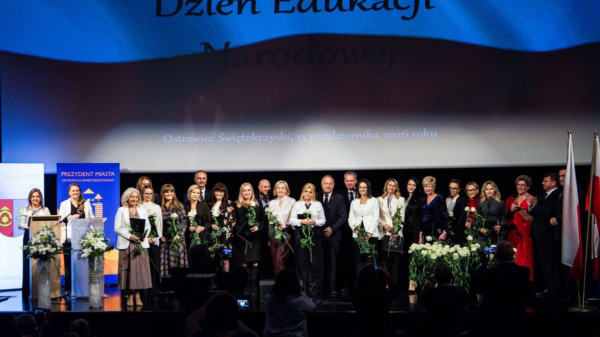 Święto ostrowieckiej oświaty. Były gratulacje, podziękowania i nagrody