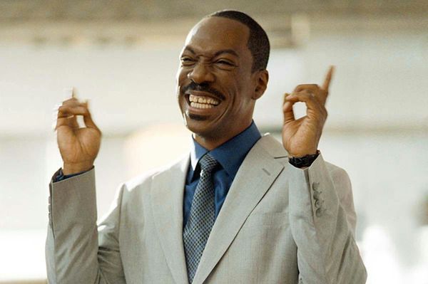 Eddie Murphy śpiewa reggae