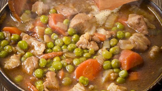 Gotowana mrożona cebula z groszkiem bez dodatku soli, odsączona