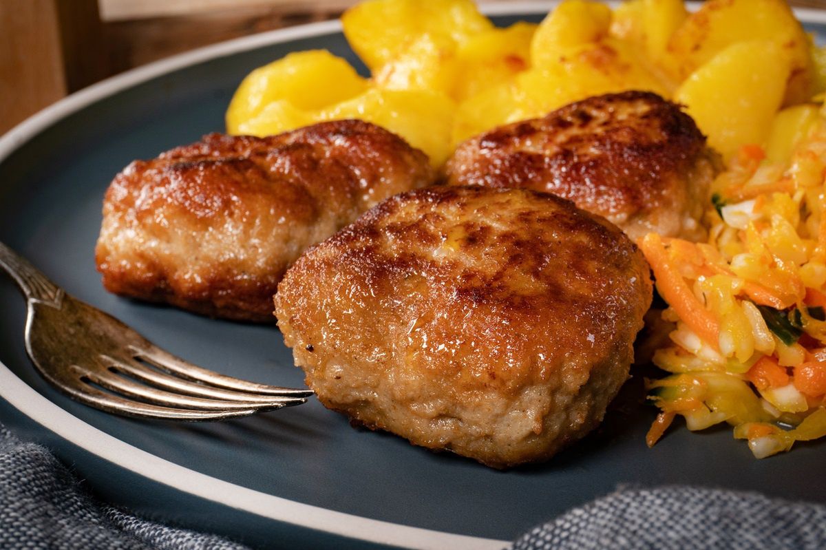 Cottage cheese transforms traditional meat patties into juicy delights