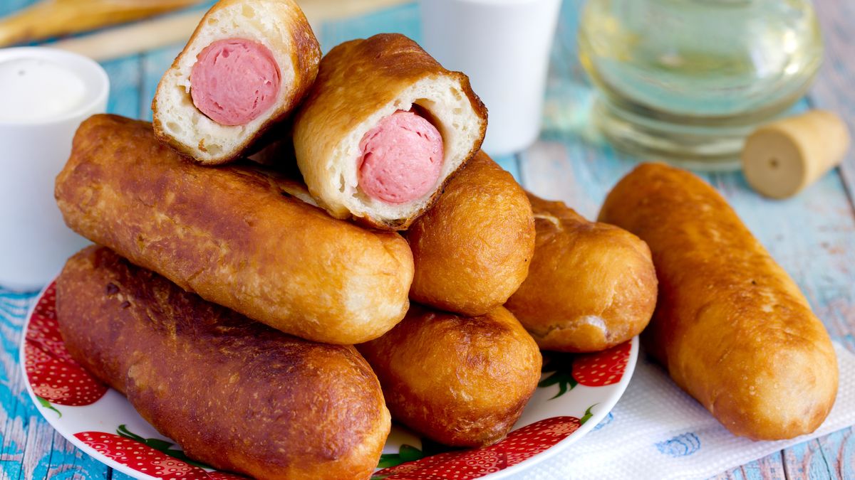 Parówki w cieście – czy może być lepszy comfort food? 
