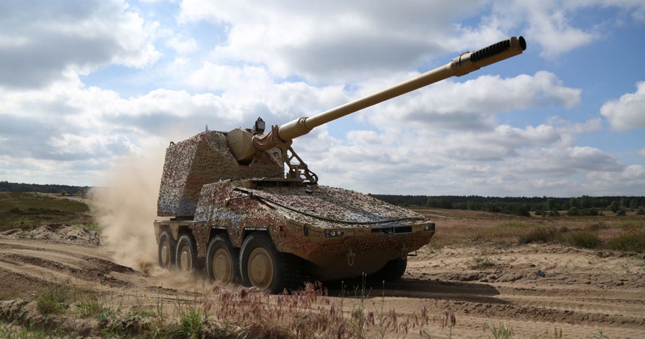Ukraina kupiła niemieckie haubice RCH 155 AGM. Potrafią to, czego nie zrobią Kraby