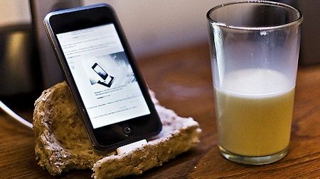 6 najdziwniejszych podstawek do iPhone'a 1