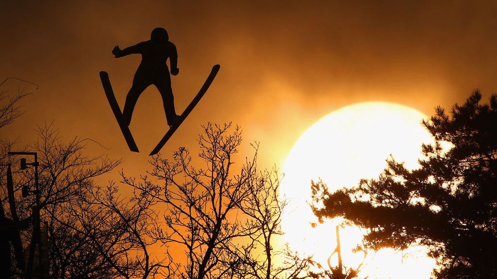 Zdjęcie okładkowe artykułu: Getty Images / Clive Mason / Skoki narciarskie