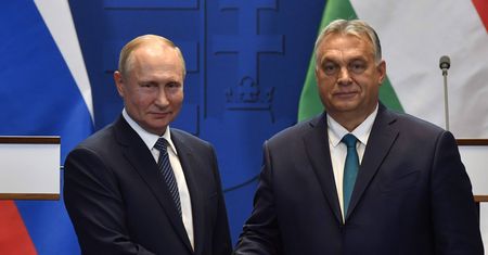 Orban poleciał do Putina. Bruksela reaguje