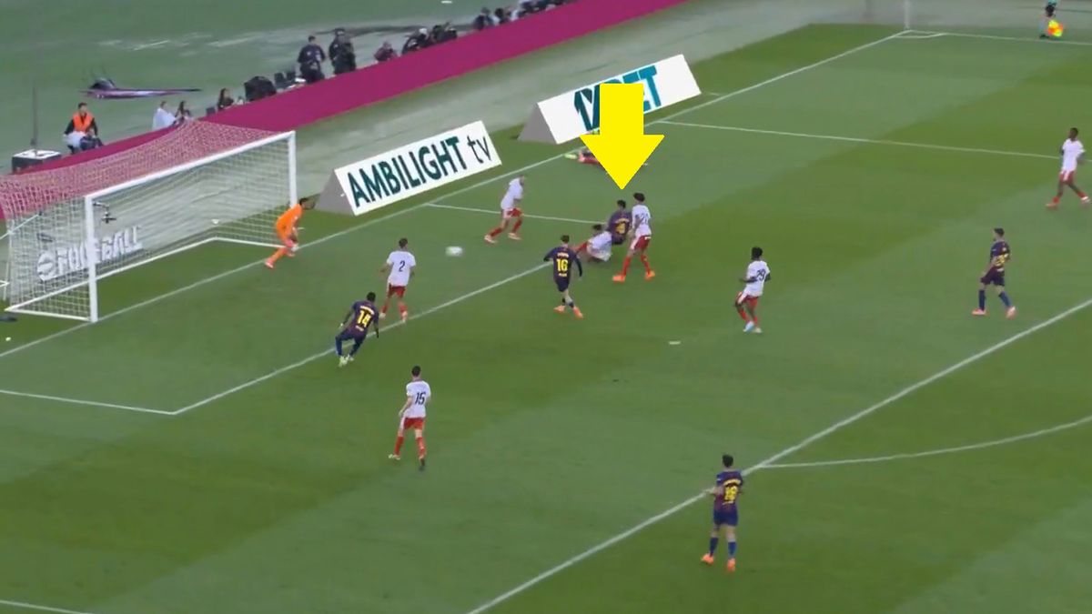 Twitter / ELEVENSPORTSPL / Na zdjęciu: gol Araujo