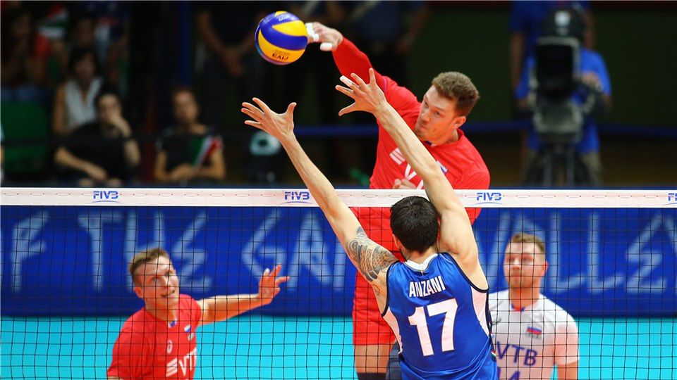 Zdjęcie okładkowe artykułu: Instagram / FIVB / Dmitrij Muserski (Rosja) w ataku podczas meczu z Włochami