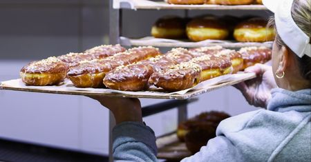 Test pączków z supermarketów. Niemcy wykryli pestycydy