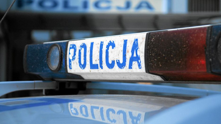 Kierowca motocykla uderzył wsłup