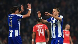 Portugalski hit dla FC Porto. Bednarek z golem i... kontuzją?