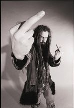 Rob Zombie opóźnia przez wytwórnię