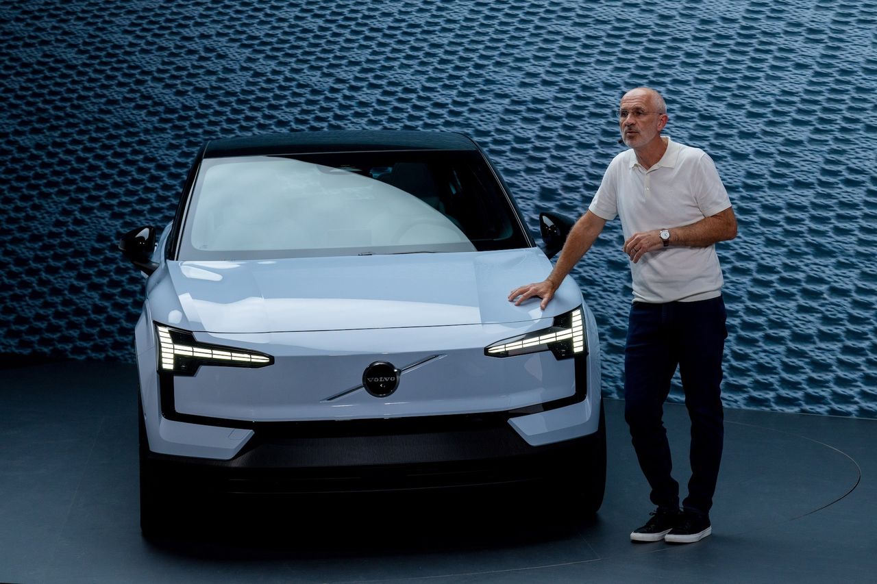 Jim Rowan podczas premiery Volvo EX30