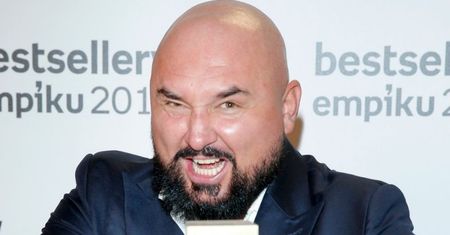Patryk Vega TŁUMACZY SIĘ z niskiej oglądalności najnowszego filmu (WIDEO)