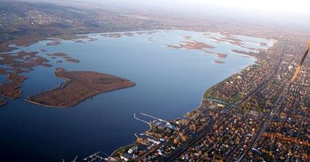 Jezioro na Węgrzech "zanika". Eksperci biją na alarm