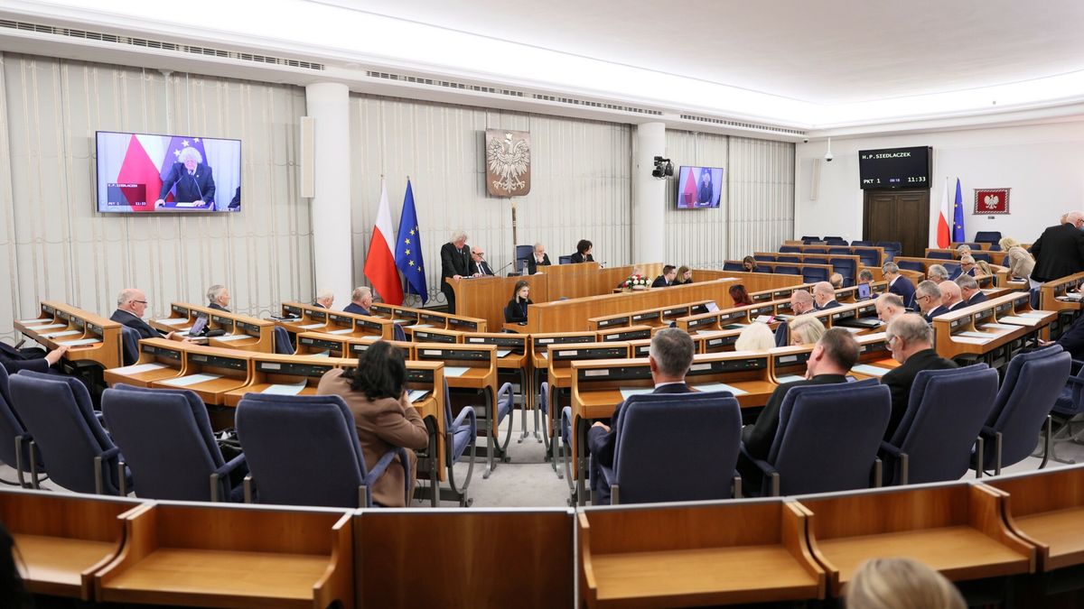 Senat zajmuje się sprawą przedłużenia wakacji kredytowych