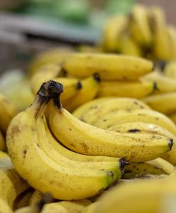Banan ma skórkę w tym kolorze? Lepiej go nie jedz