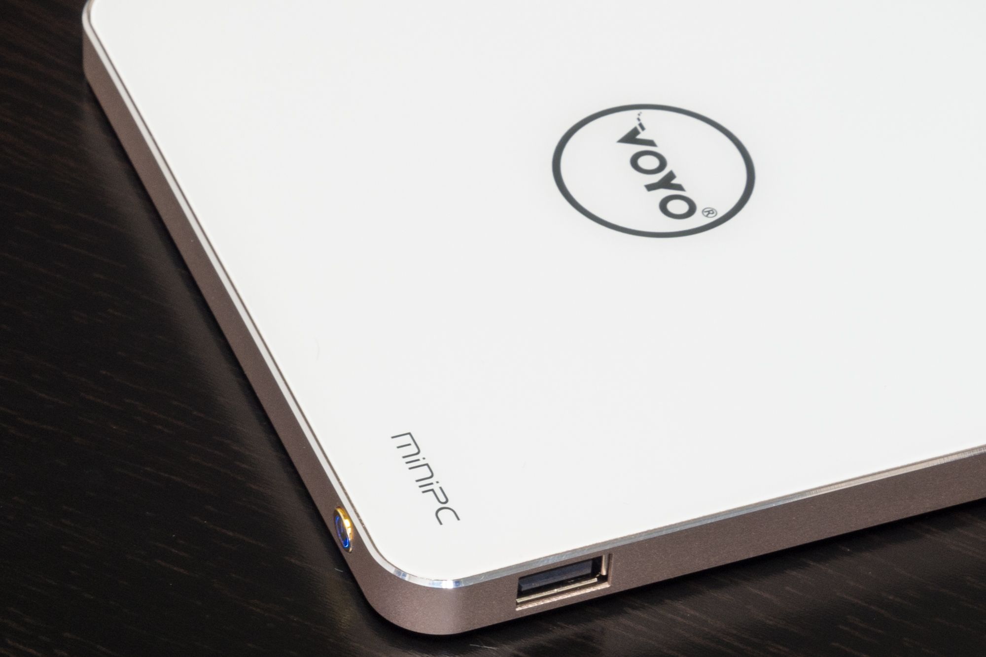 VOYO V3: test pięknego komputerka do salonu z Windowsem 10 i Atomem 2