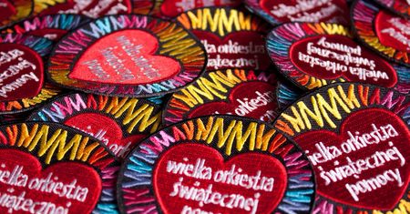 Koszulki, kurtki i kubki dobrychprogramów na aukcjach WOŚP, zapraszamy do licytacji!