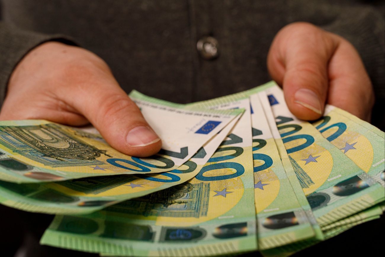 DHL w Lipsku kusi Polaków pensją 16 tys. zł brutto, ale nocleg płatny