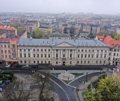 Nosił koszulkę "J…PiS". Sąd zdecydował