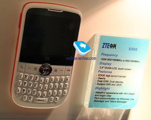 ZTE X990, fot. mobile-review