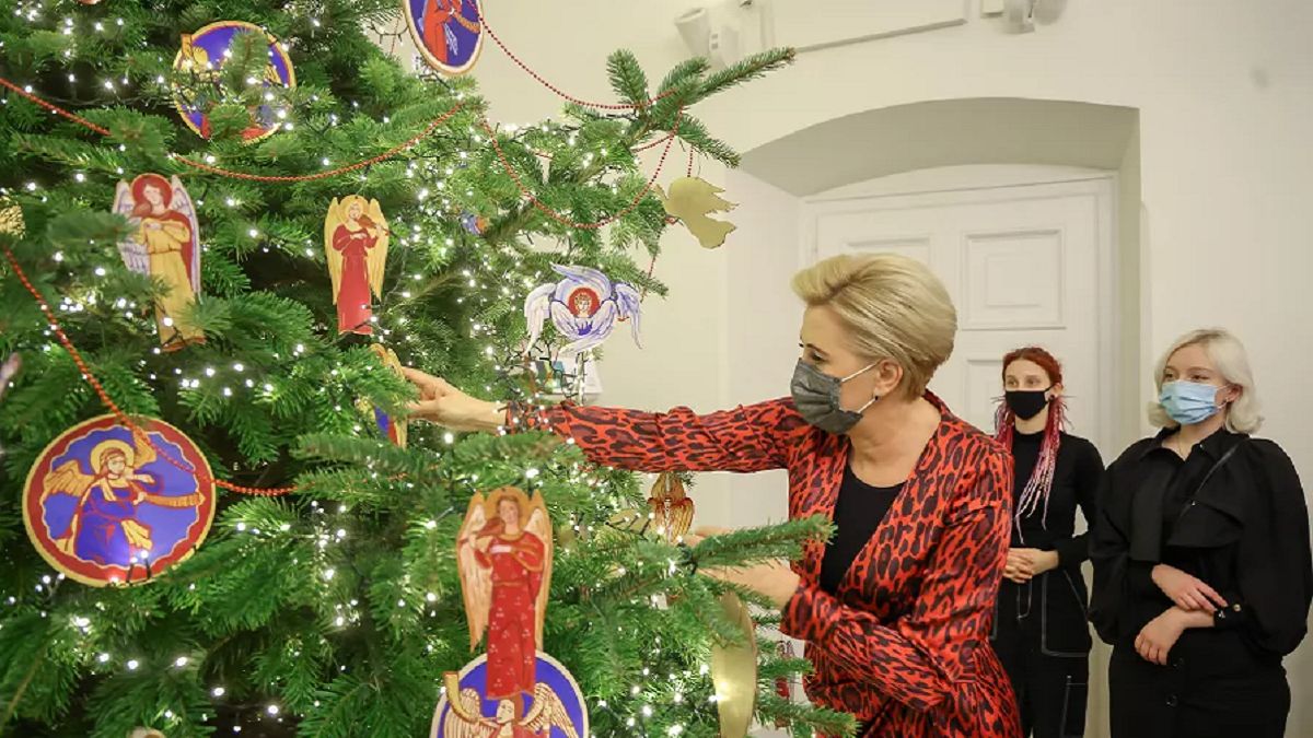 Agata Duda udekorowała choinkę w Pałacu Prezydenckim 