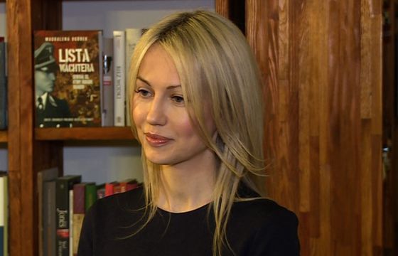 Prokuratura: Magdalena Ogórek dostała 50 tys. zł na badania historyczne od uczelni zarządzanej przez męża