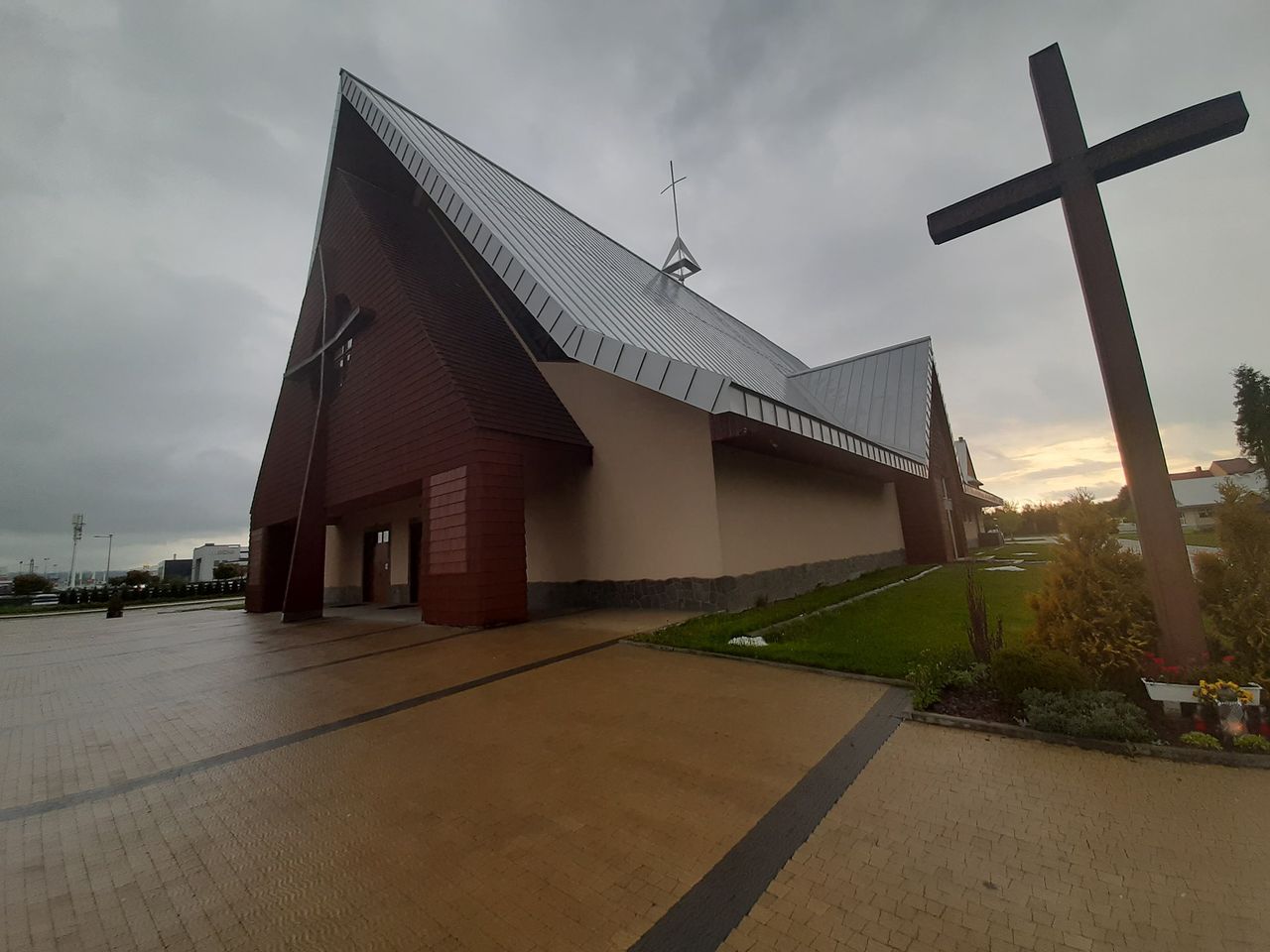 Nowy Targ. Ksiądz znalazł kosmiczny sposób na koronawirusa