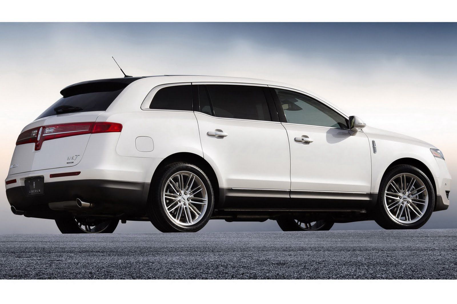Lincoln MKT