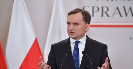 Koniec kradzieży spółek. Politycy wyjątkowo zgodni. Problem ma rozwiązać newsletter KRS