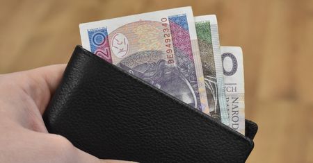 ZUS rozpoczął wypłatę pieniędzy. Kto dostanie jeszcze przed świętami?