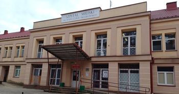 Szpital Powiatowy w Skarżysku-Kamiennej tematem sesji. Radni powiatu zaniepokojeni sytuacją w lecznicy
