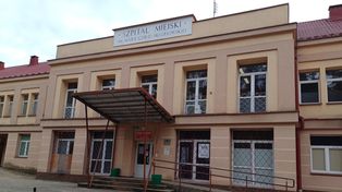 Szpital Powiatowy w Skarżysku-Kamiennej tematem sesji. Radni powiatu zaniepokojeni sytuacją w lecznicy