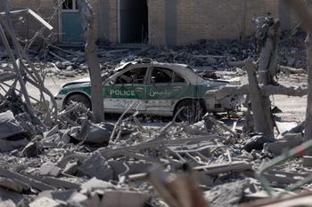 Iran. Szef policji zezwala na strzelanie do szabrowników