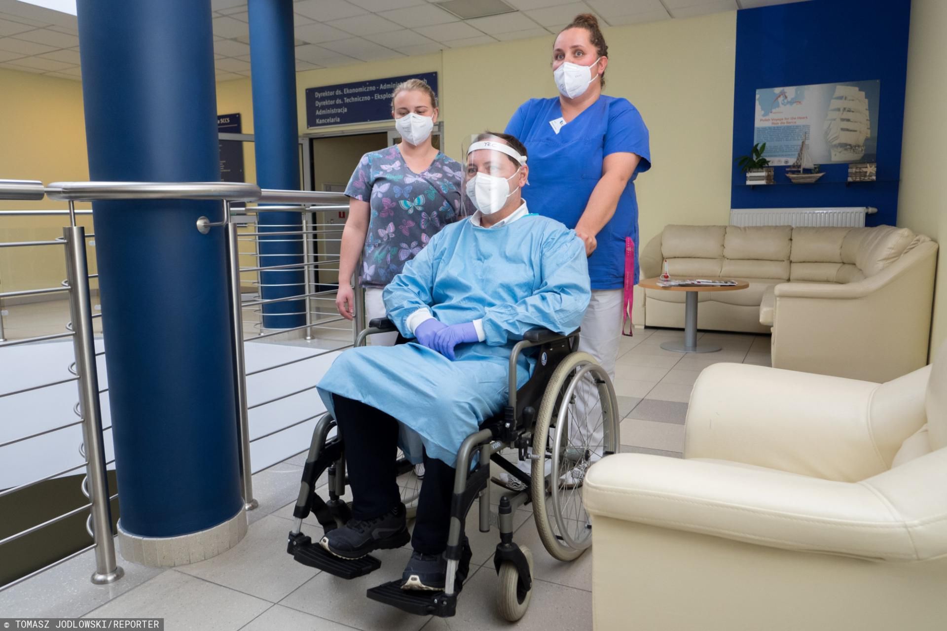 Chory został wypisany ze szpitala po trzech miesiącach leczenia