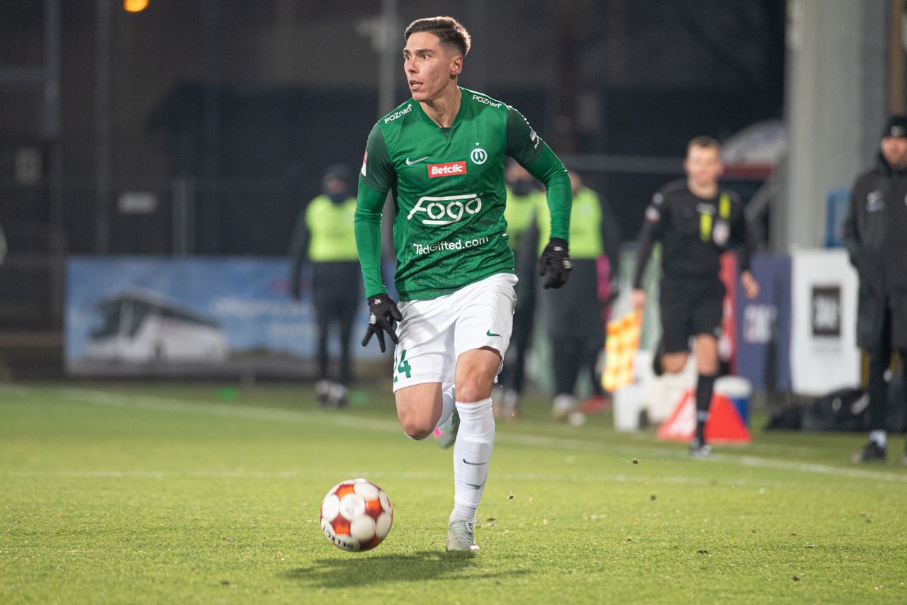 Siedem goli w mrozie. Warta efektownie rozpoczęła zimowe granie