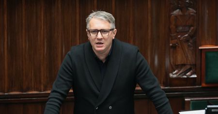 "Rajd" Wiplera hulajnogą po Warszawie. "Nic nie jechało"