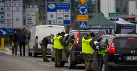 Od dziś ważne zmiany w zasadach kwarantanny. Dotyczą Polaków wracających z zagranicy